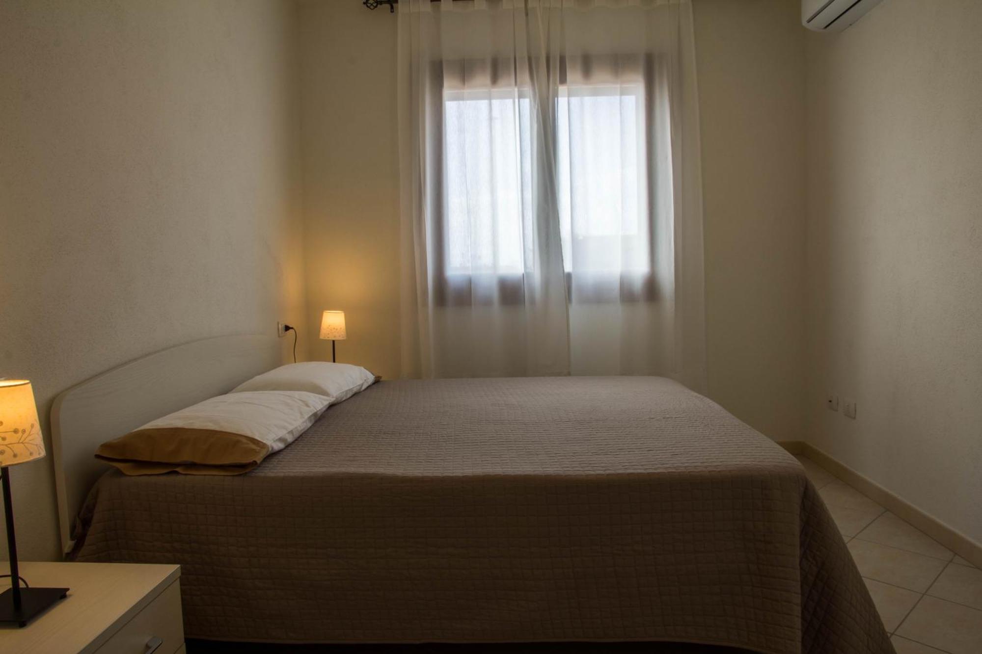 Gf Apartments La Vigna باديسي المظهر الخارجي الصورة