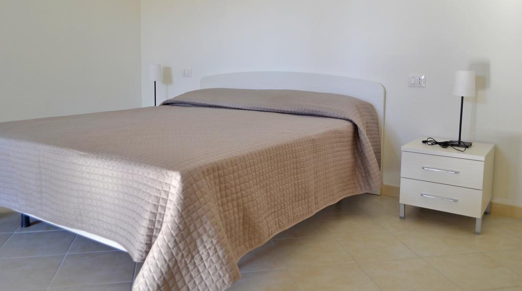 Gf Apartments La Vigna باديسي الغرفة الصورة